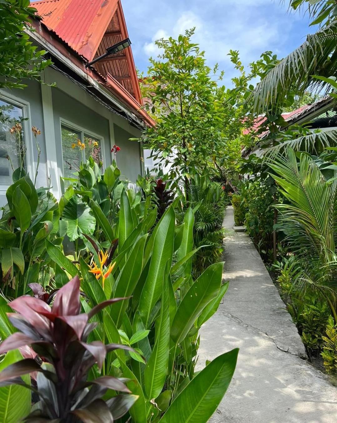 Siargao Residency By Privacy Group Lejlighed General Luna  Eksteriør billede